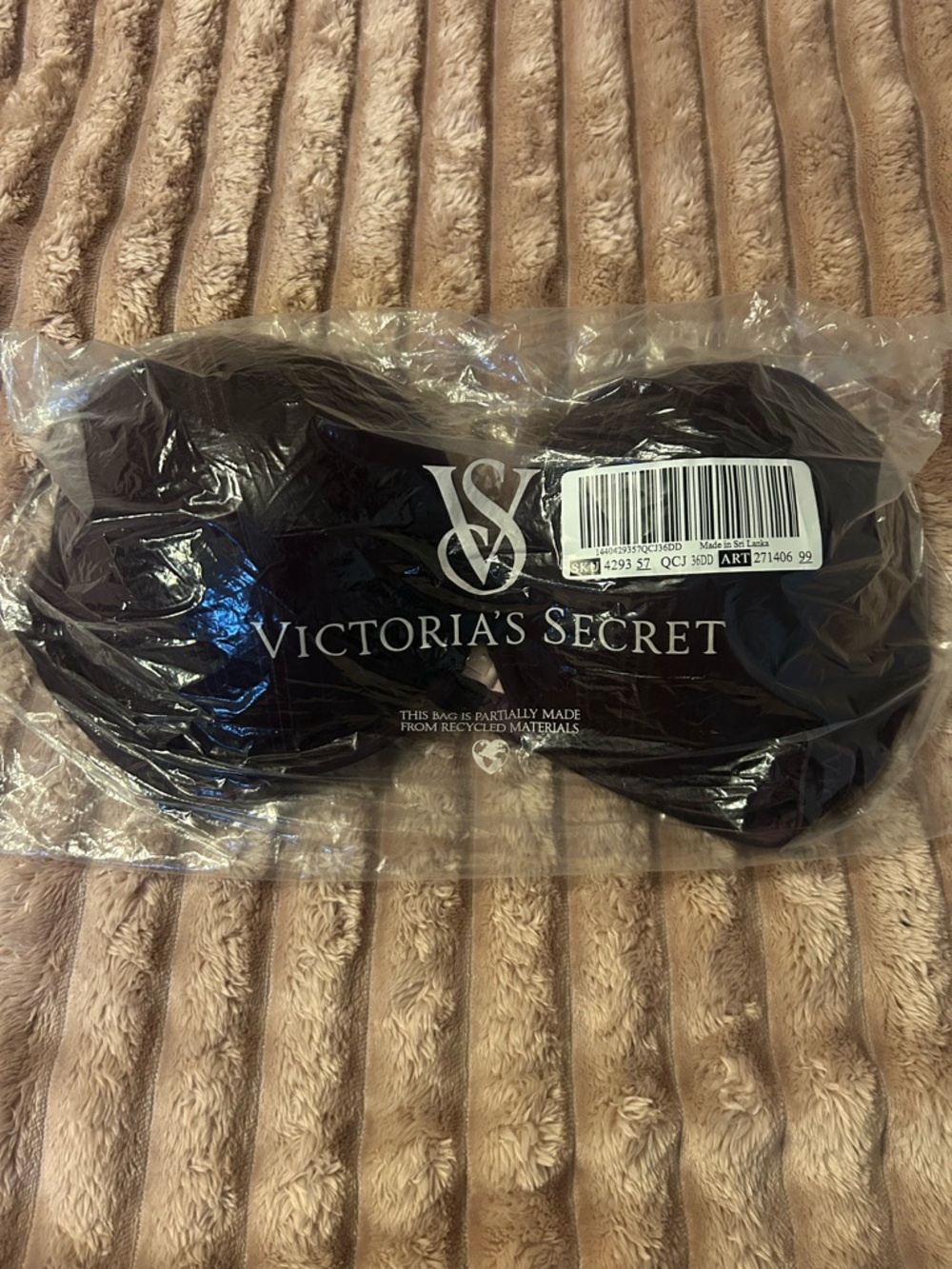Victorias Secret Black Push-up Bra NWT